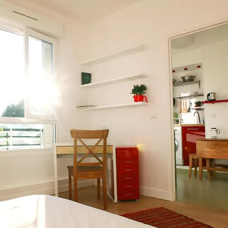 Le Soleil De La Defense ! Bail Mobilite, Un Mois Minimum * Courbevoie